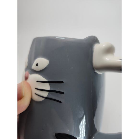 TAG 3D Cat Face Gray Ceramic Mug Cute Whiskers Ears Paws Coffee Cup Display - Picture 8 of 10